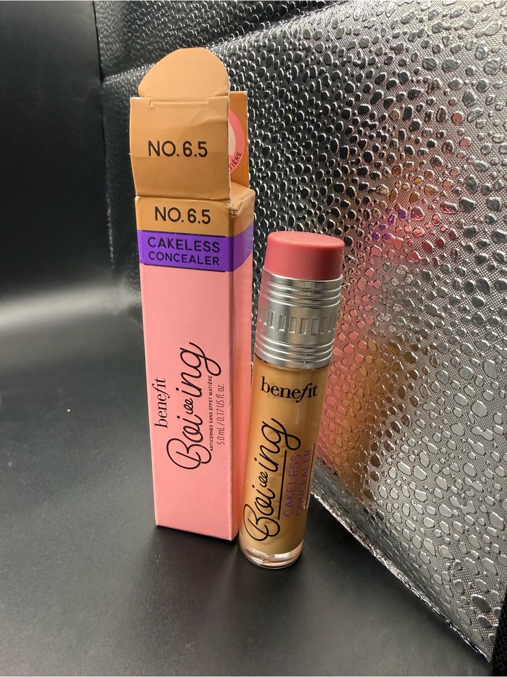 Benefit Cakeless Concealer No. 6.5 medium neutral